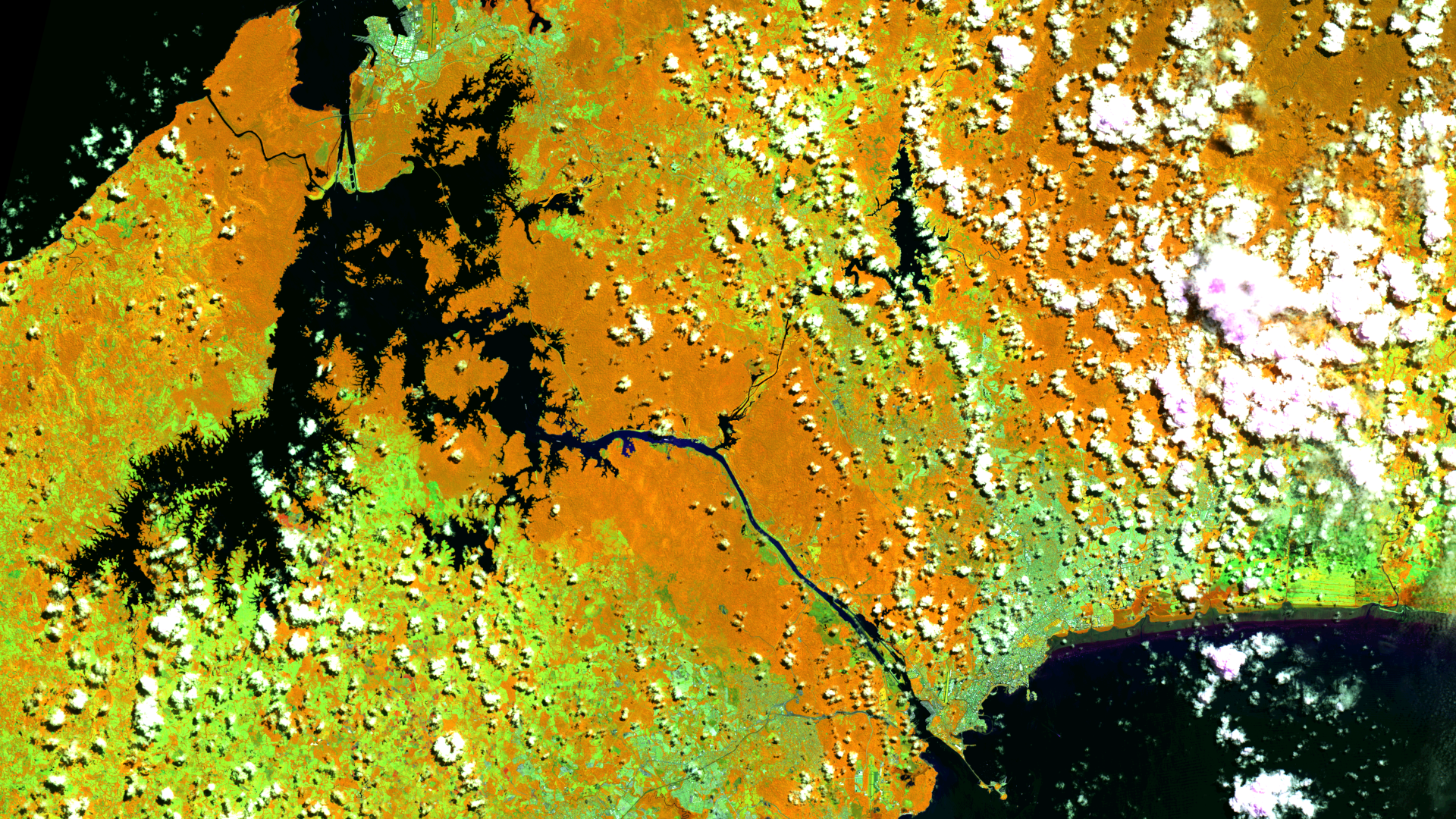 Satellite image of the month December 2023: Panama Canal (Panama)